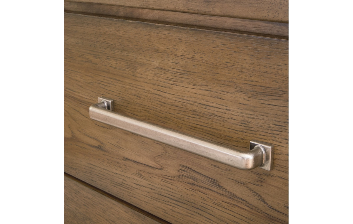 Cabalynn Dresser