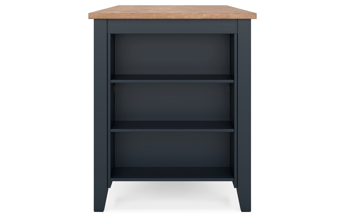 Gesthaven Counter Height Dining Table and 2 Barstools