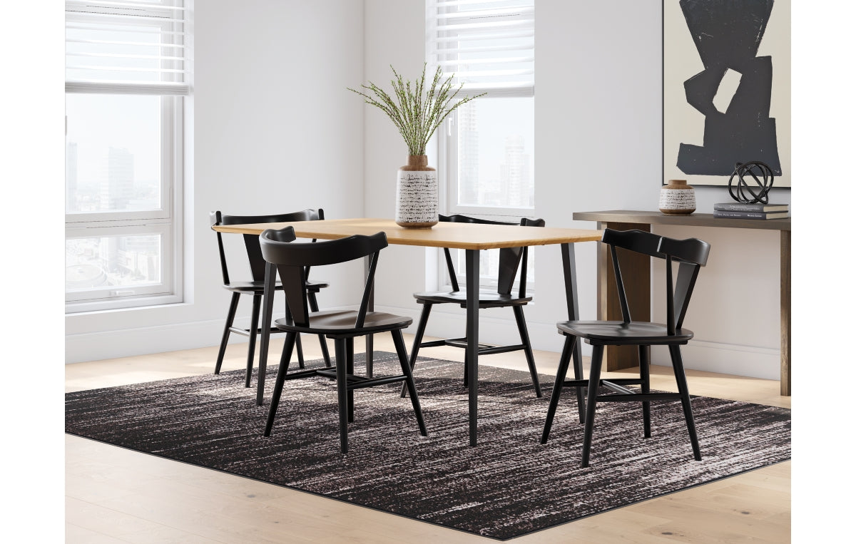Gretlynn Dining Table and 4 Chairs