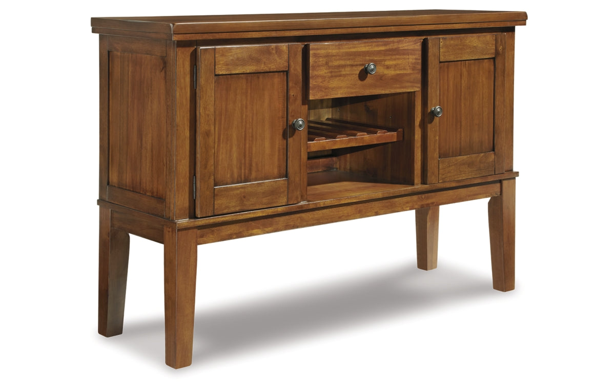 Ralene Dining Server