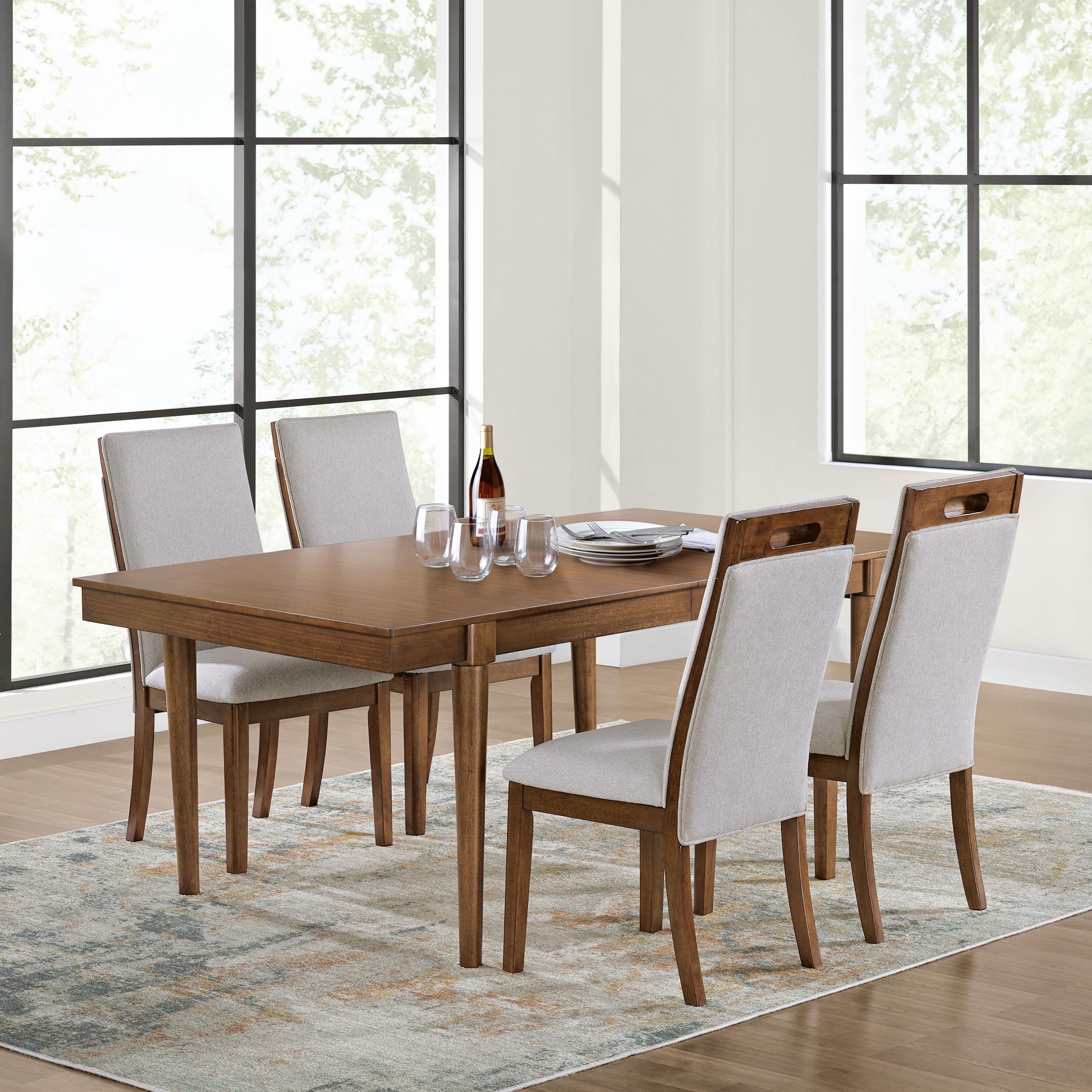 Lyncott Dining Table and 4 Chairs