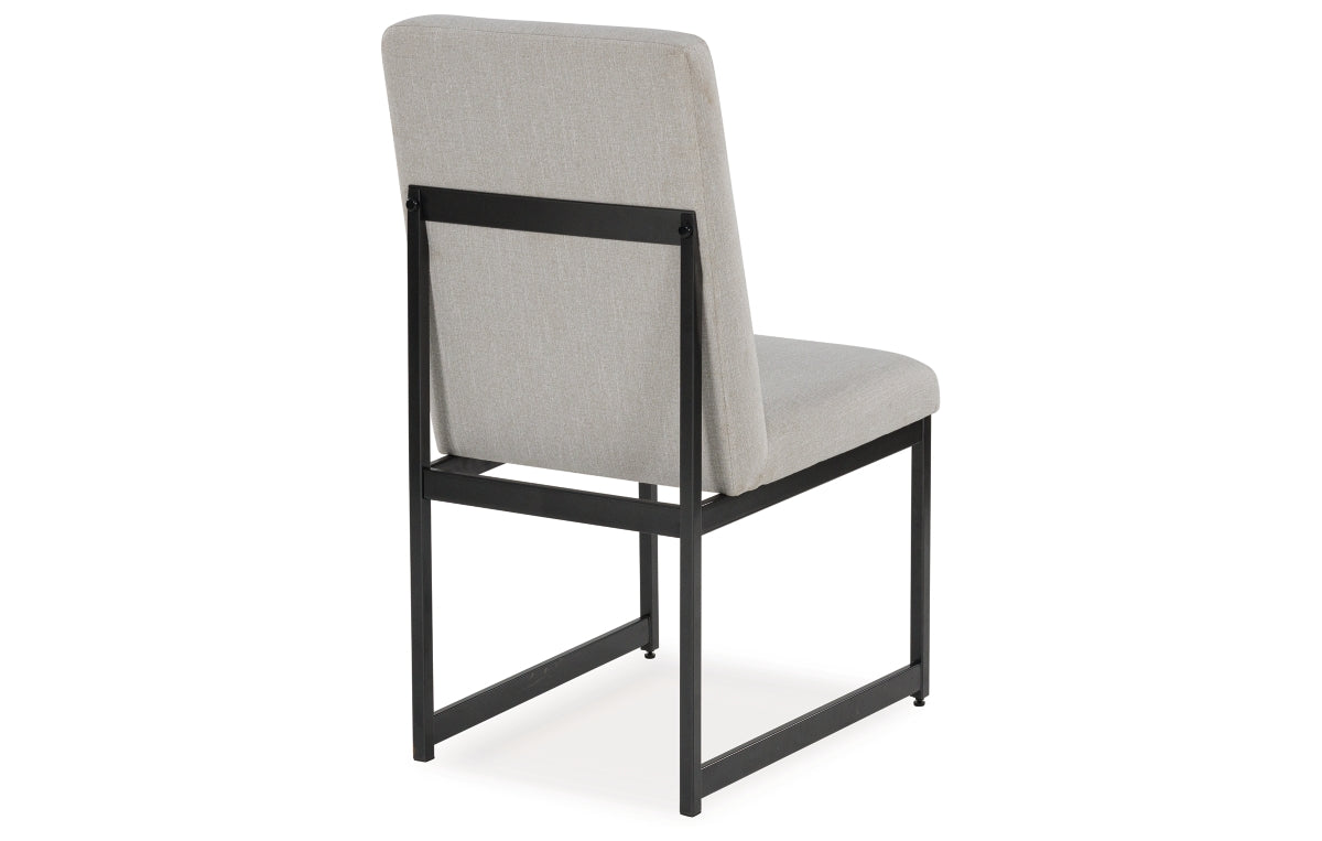 Tomtyn Dining Chair
