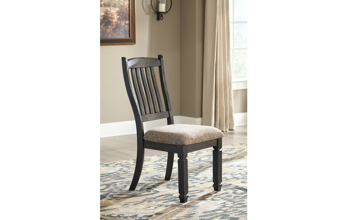 Tyler Creek Dining Table and 6 Chairs