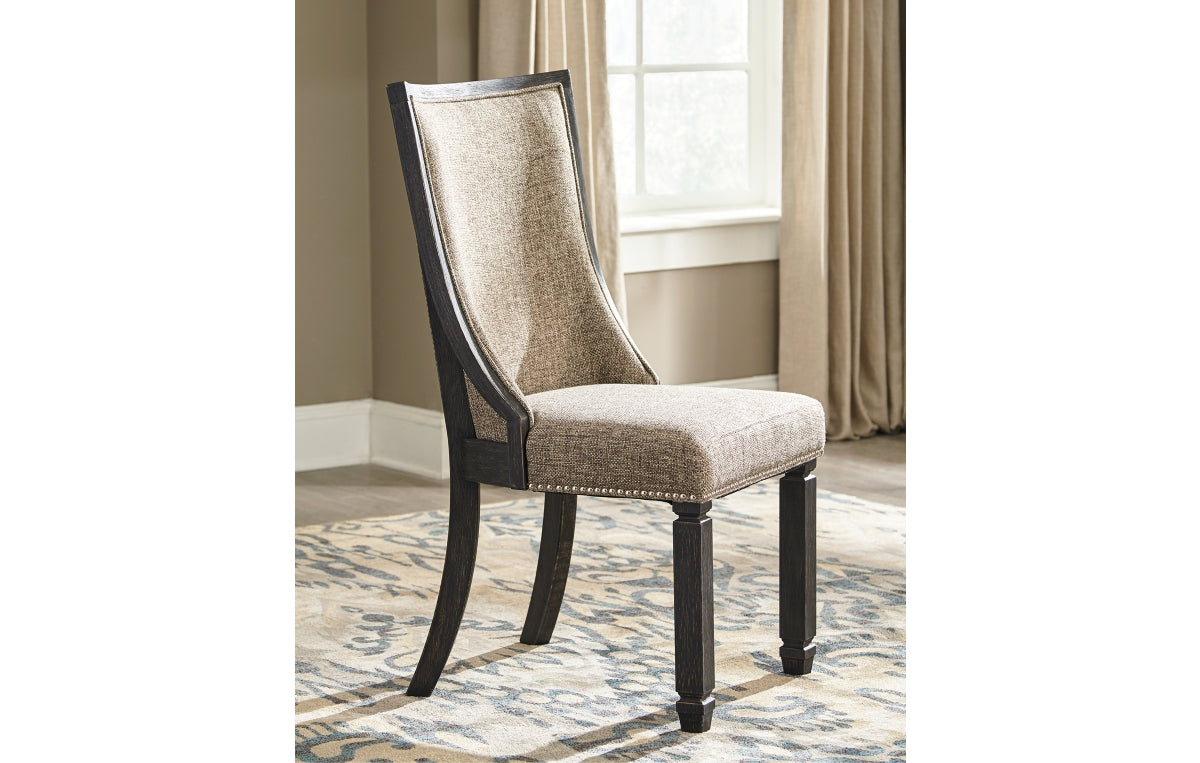 Tyler Creek Dining Table and 4 Chairs