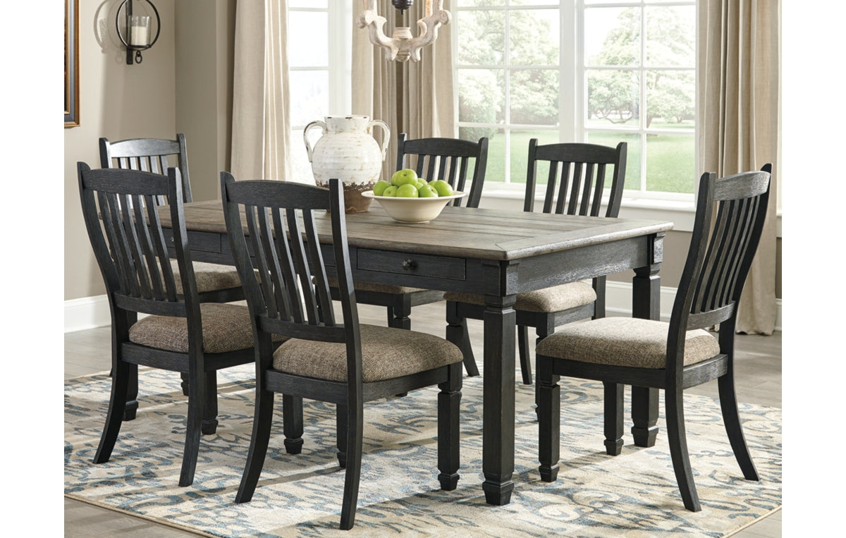 Tyler Creek Dining Table