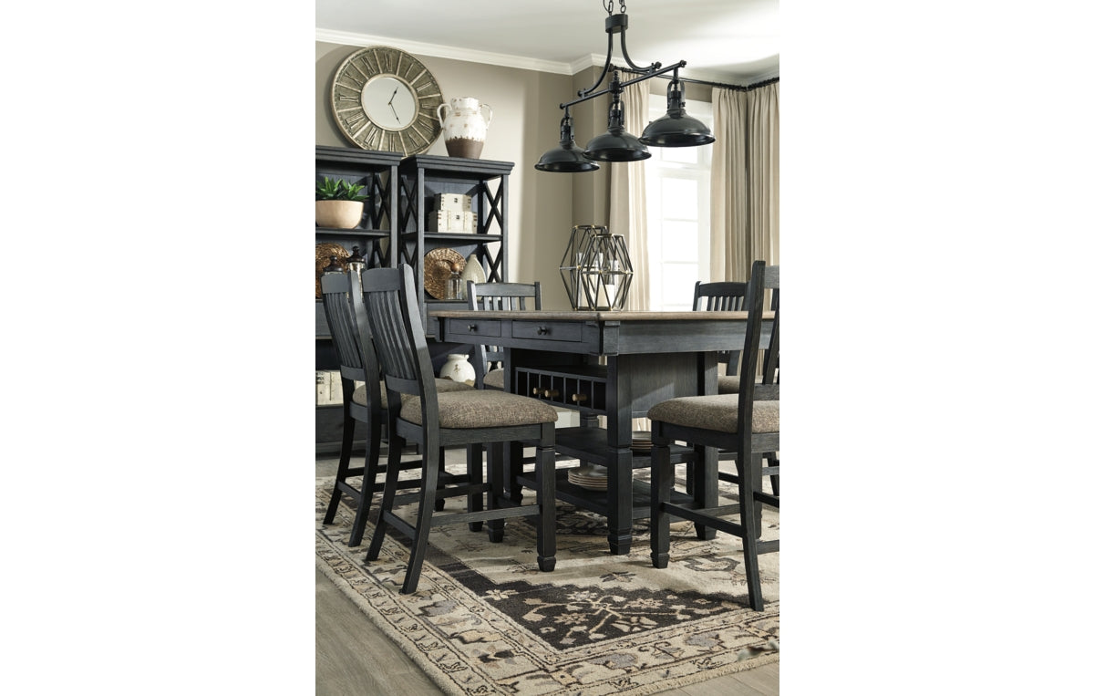 Tyler Creek Counter Height Dining Table and 4 Barstools