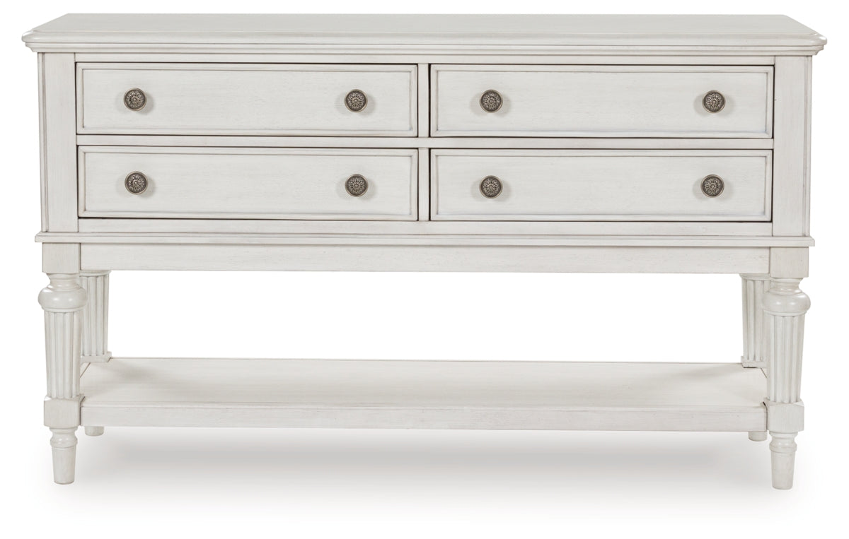Montelaine Dining Server