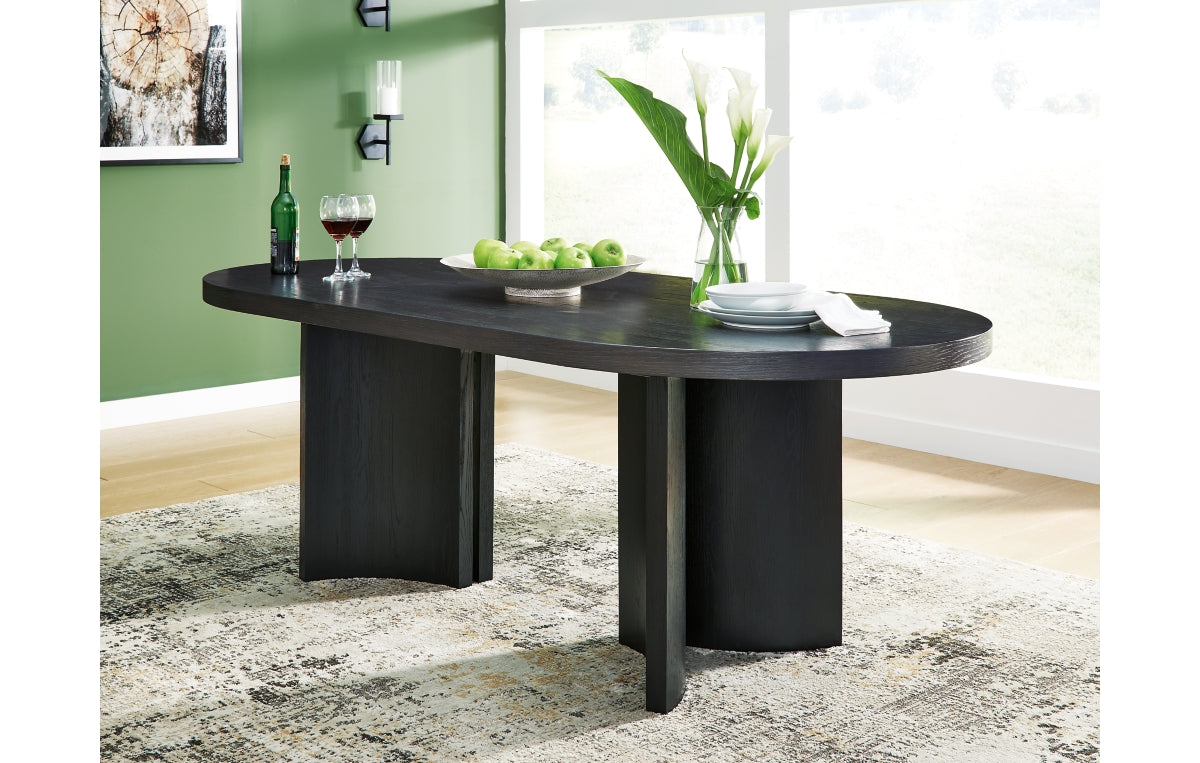 Rowanbeck Dining Table