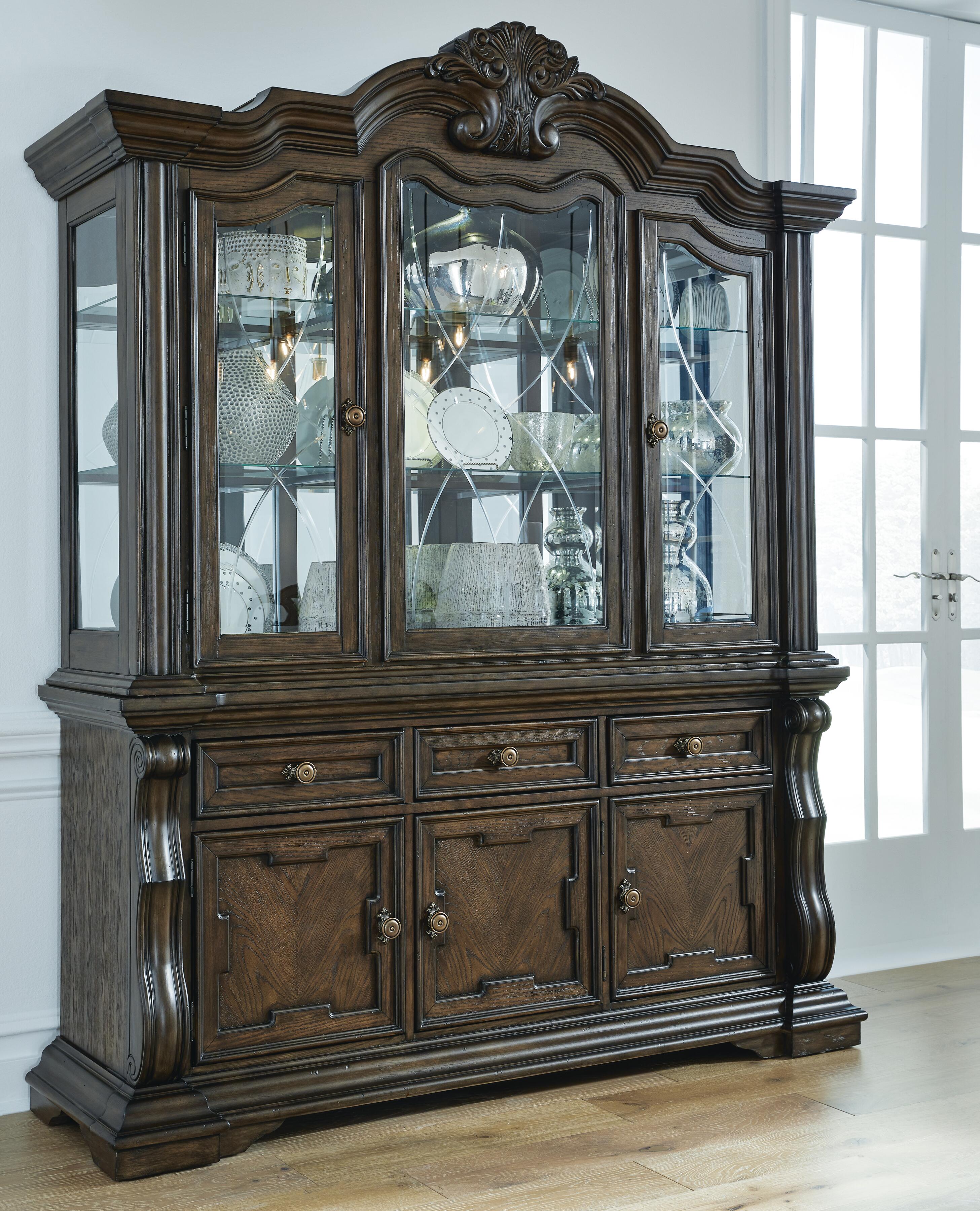Maylee Dining Buffet and Hutch