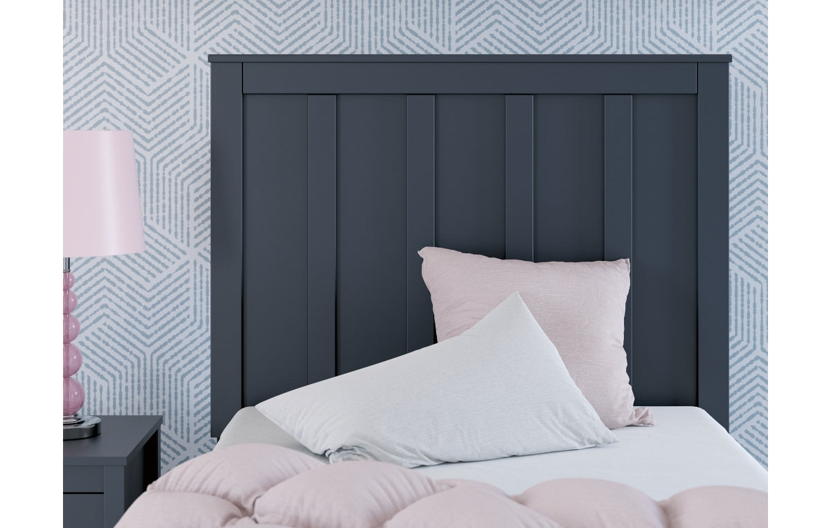 Simmenfort Twin Platform Bed