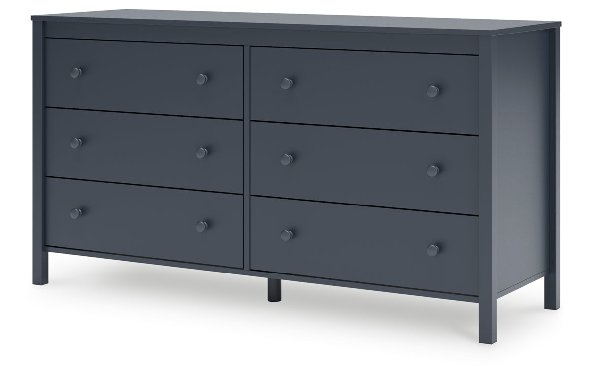 Simmenfort Dresser