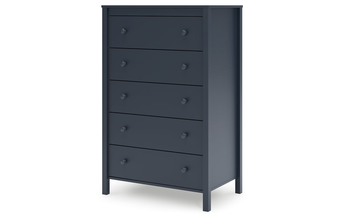 Simmenfort Chest of Drawers