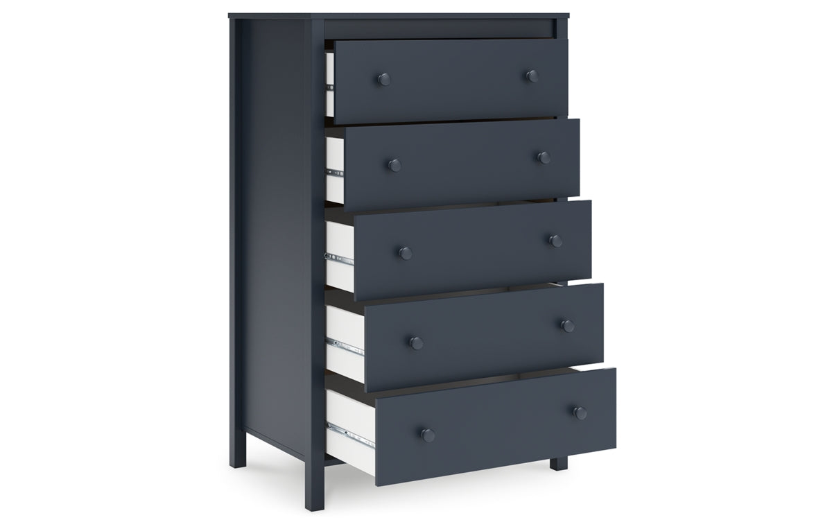 Simmenfort Chest of Drawers