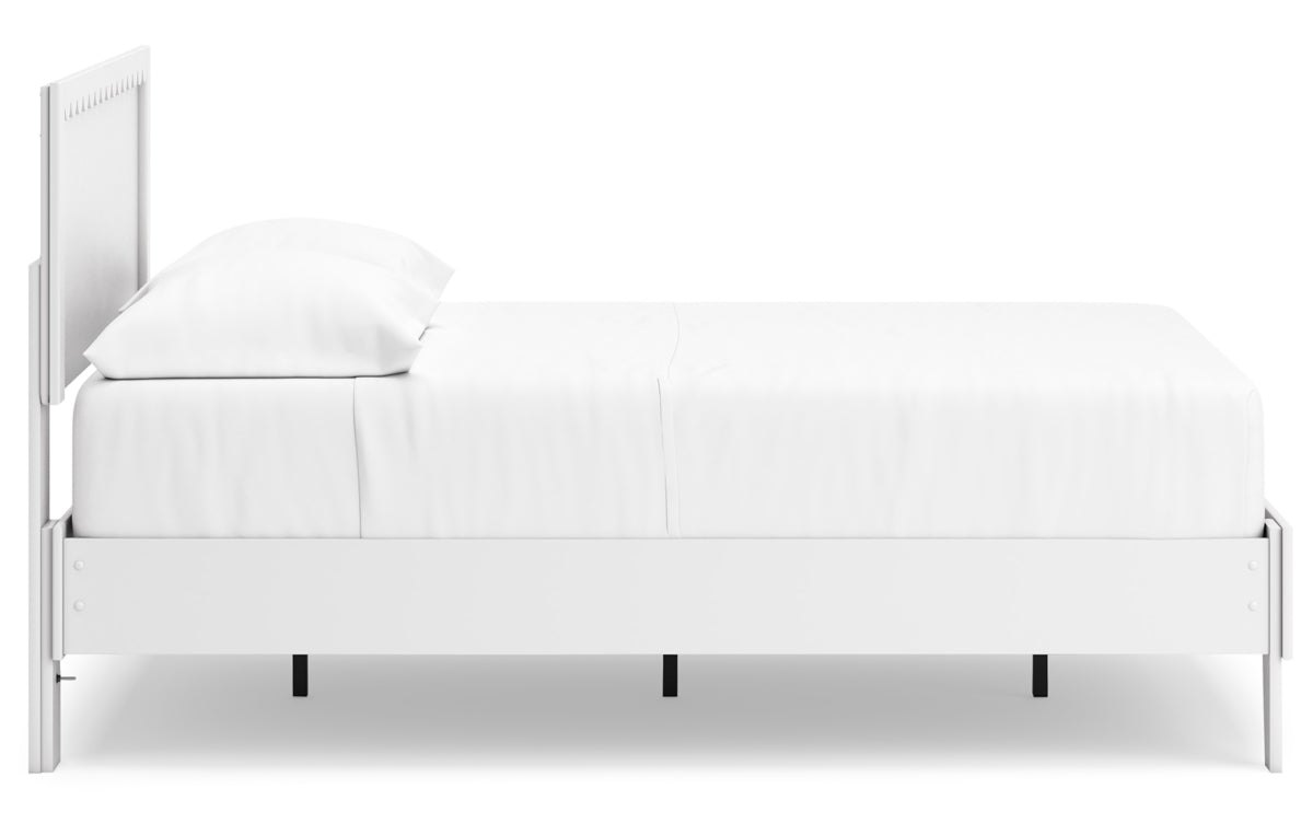 Hallityn Full Panel Platform Bed