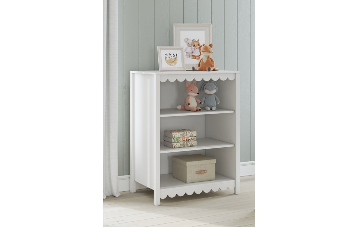 Hallityn Bookcase