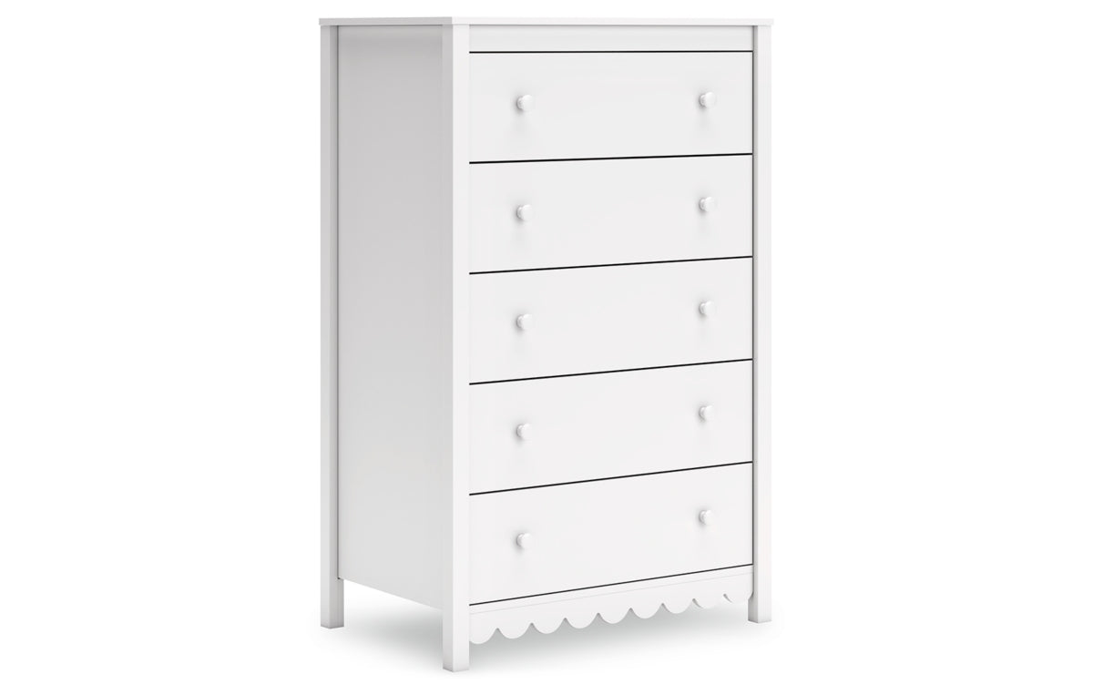 Hallityn Chest of Drawers