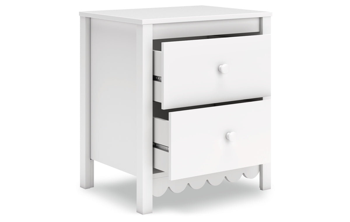Hallityn Nightstand