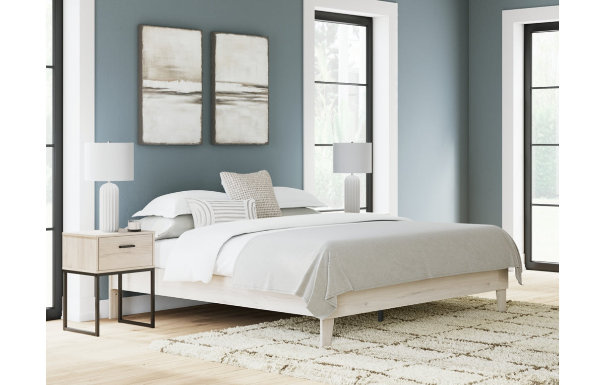 Socalle King Platform Bed