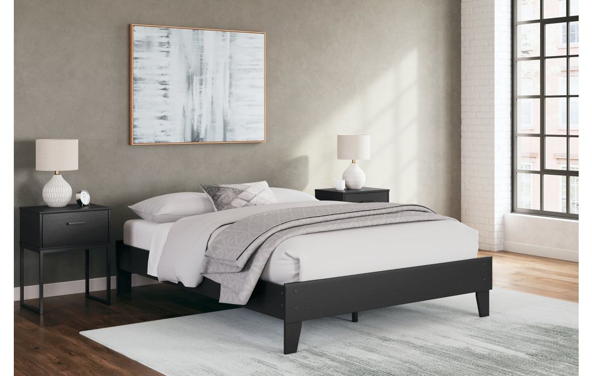 Socalle Queen Platform Bed