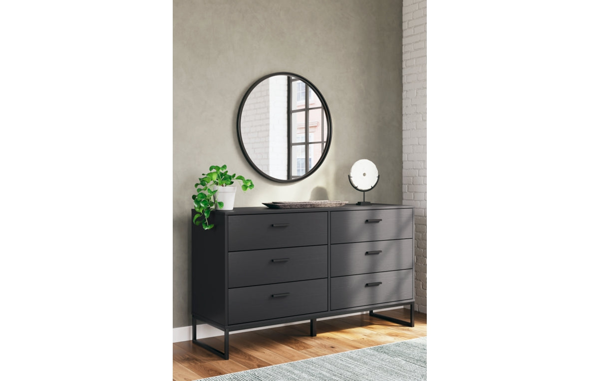 Socalle Dresser
