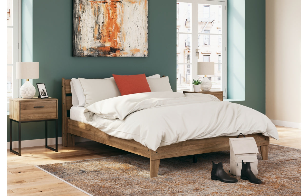 Deanlow Queen Platform Panel Bed