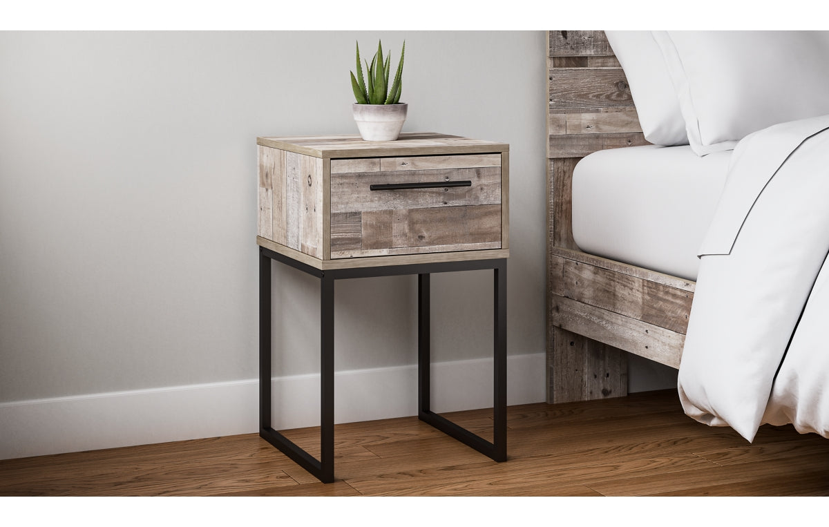 Neilsville Nightstand