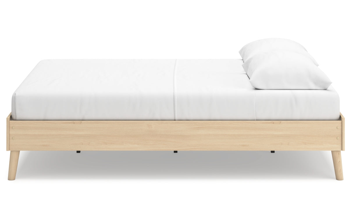 Cabinella Queen Platform Bed