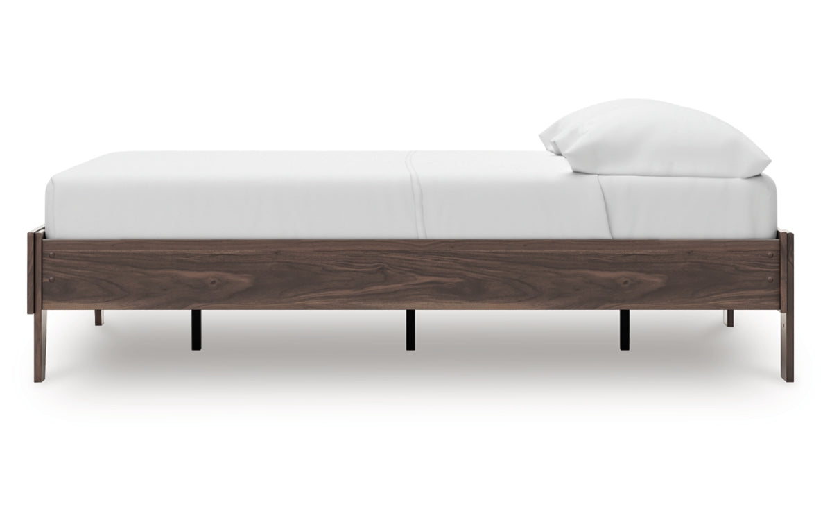 Calverson Full Platform Bed