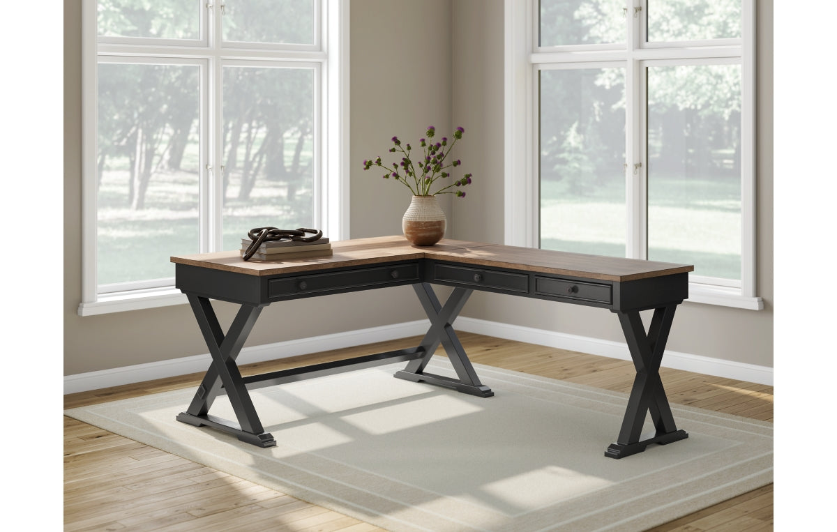 Wildenauer Home Office Desk
