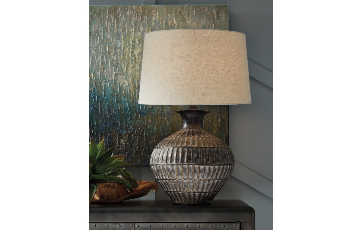 Magan Table Lamp