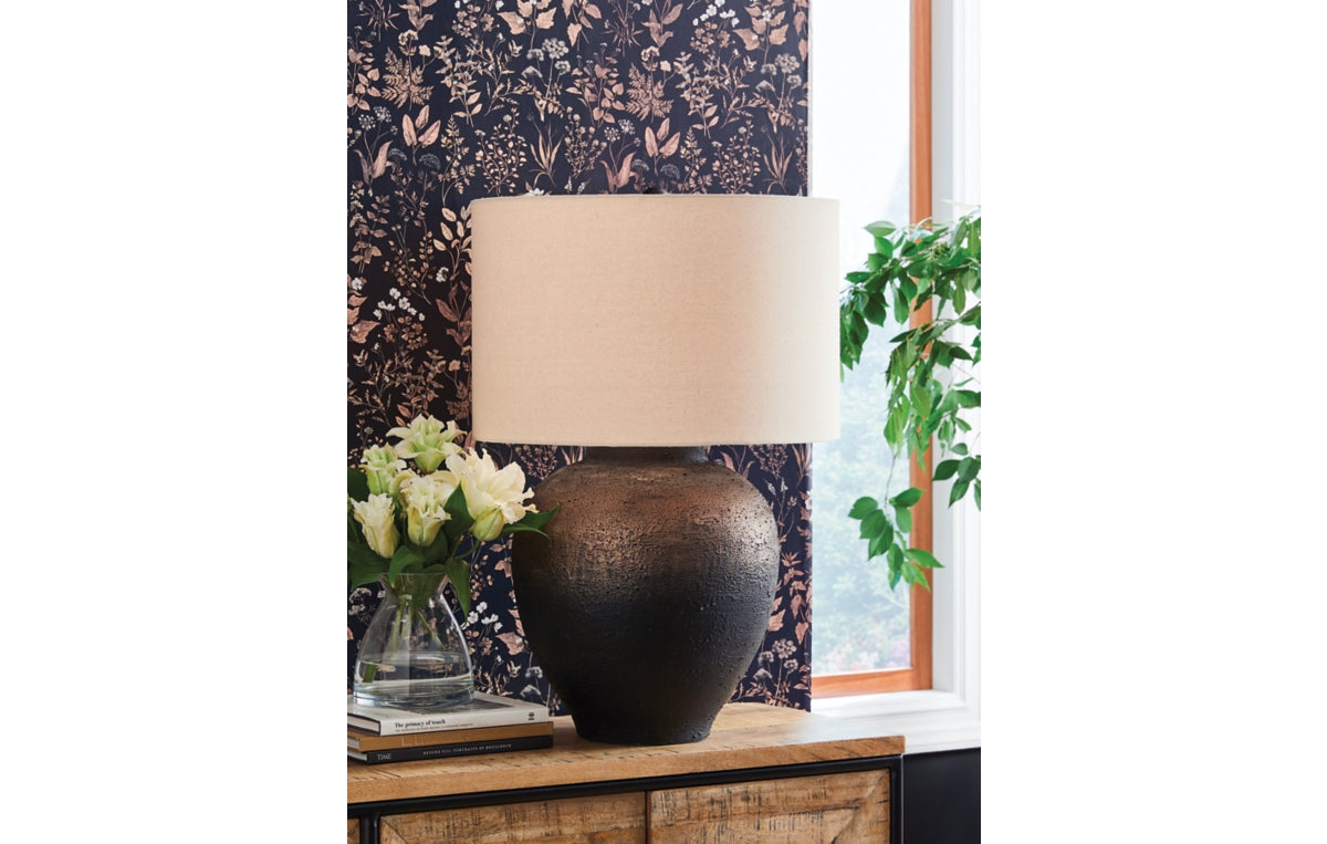 Newgerhard Table Lamp