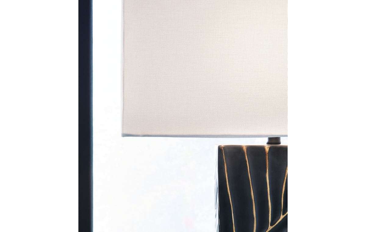 Bartlen Table Lamp