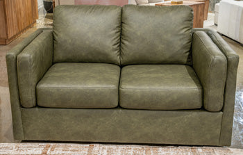Hollis Studio Loveseat