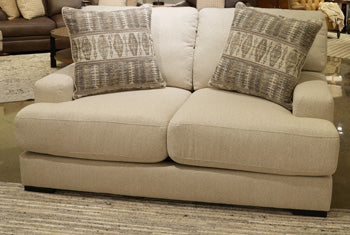 Wyndslor Loveseat