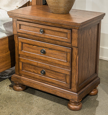 Zackaryn Nightstand