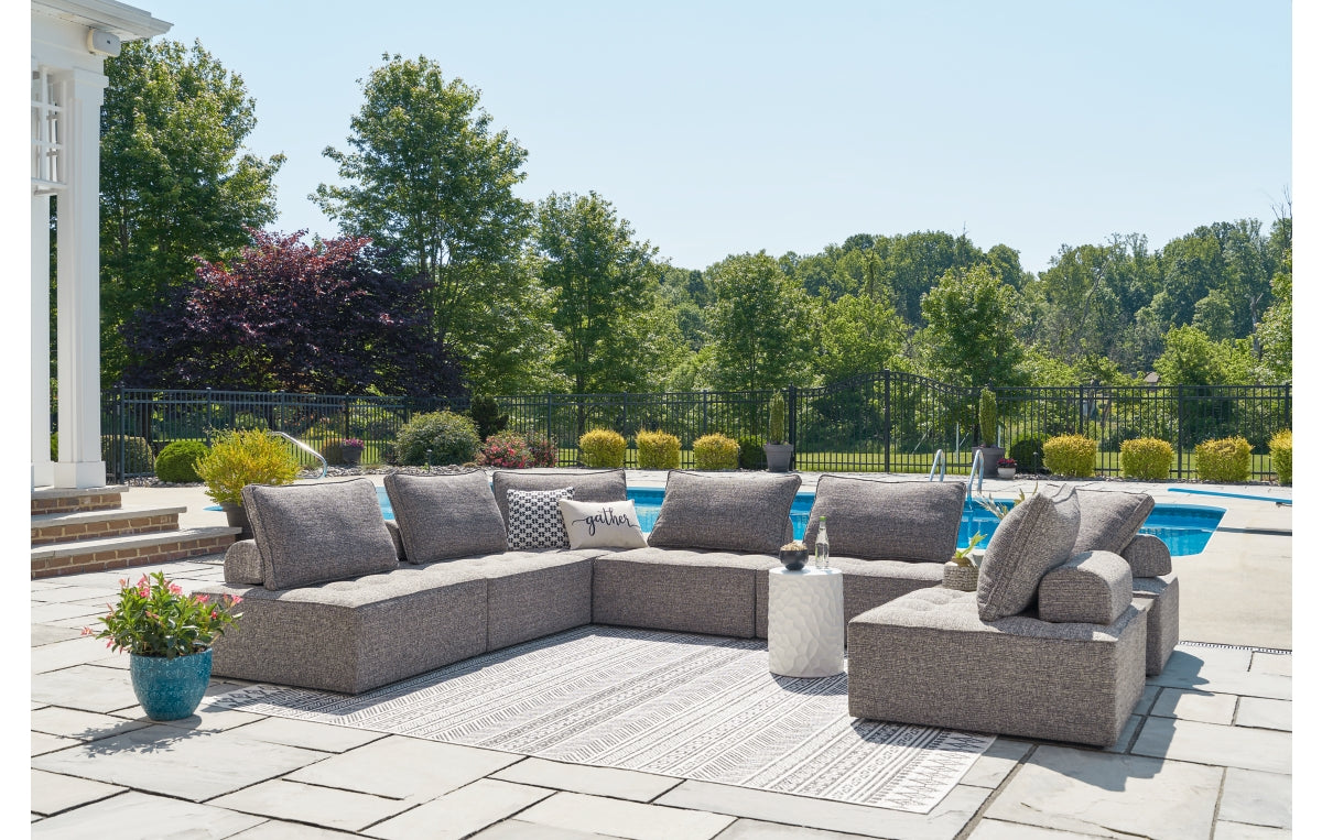 Bree Zee 8-Piece Outdoor Sectional