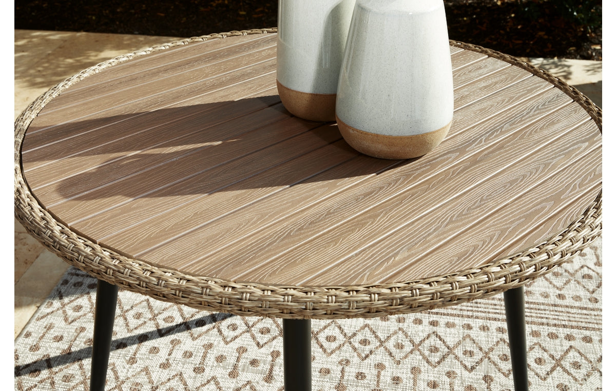 Amaris Outdoor Dining Table