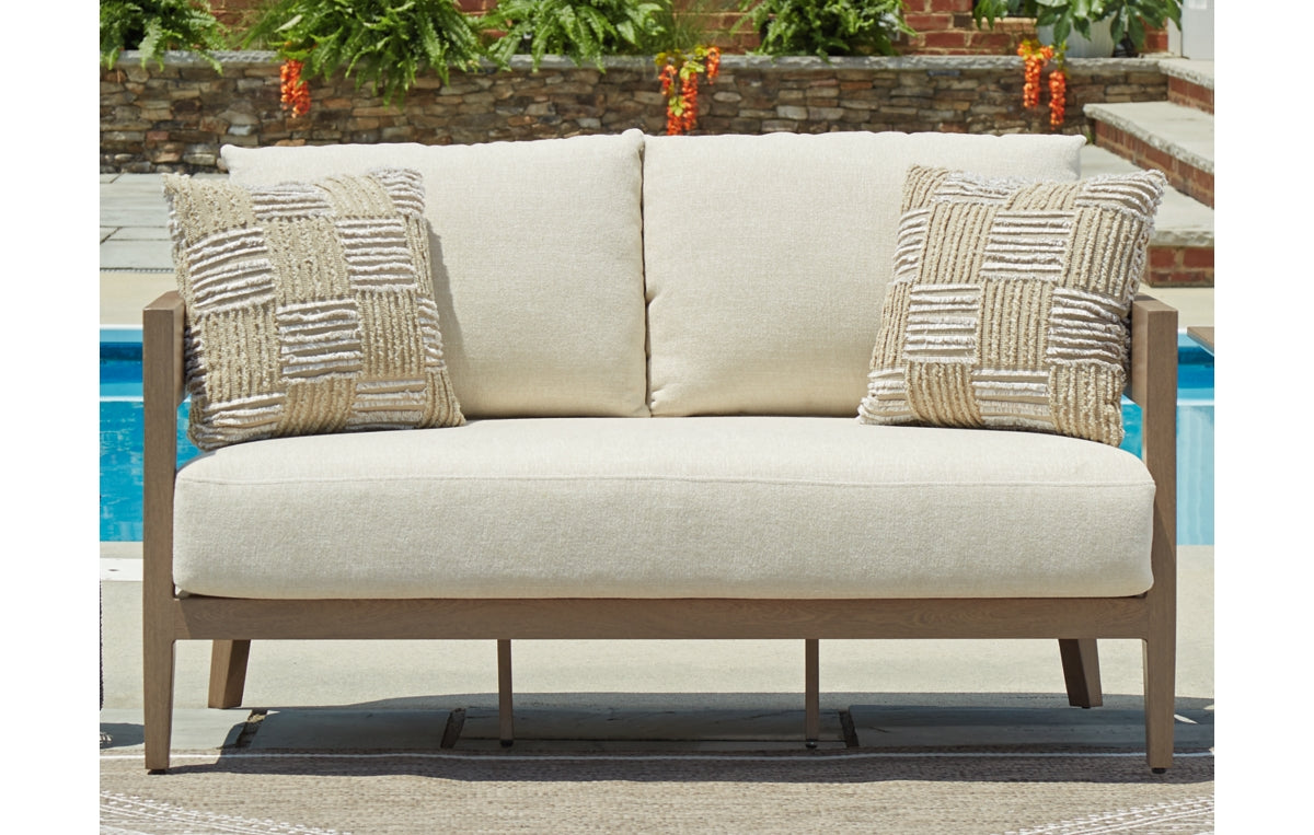 Serene Bay Outdoor Loveseat with Cushion