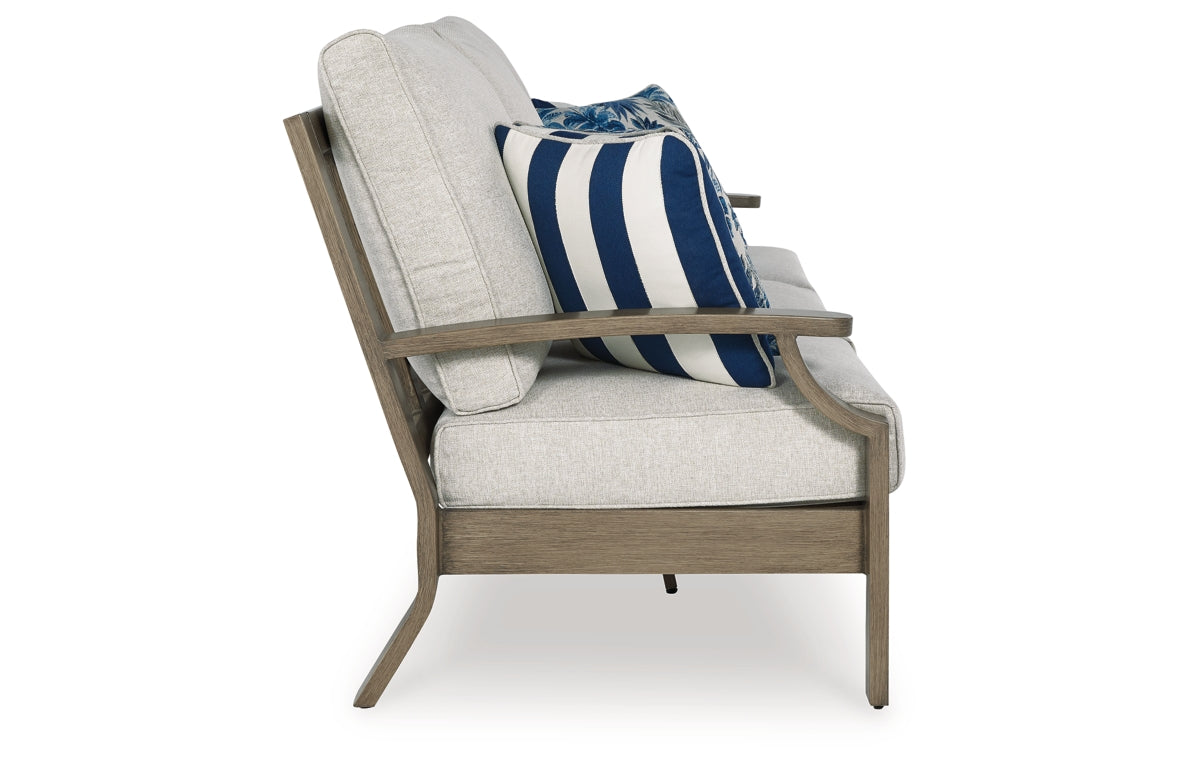 Rainier Ranch Outdoor Sofa with Cushion