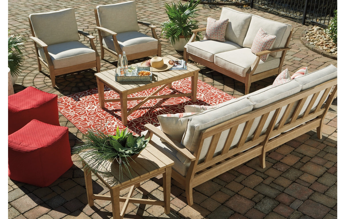 Clare View Sofa with Cushion