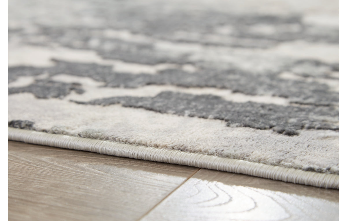 Mazatl 5'3" x 7'3" Rug