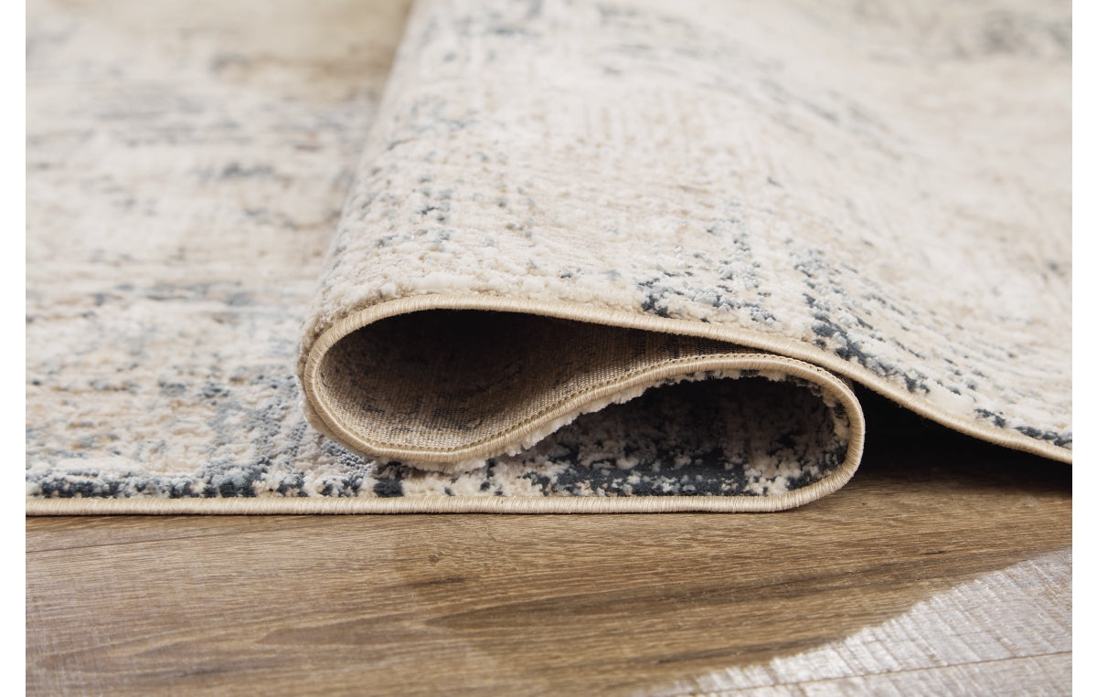 Gentor 5' x 7' Rug