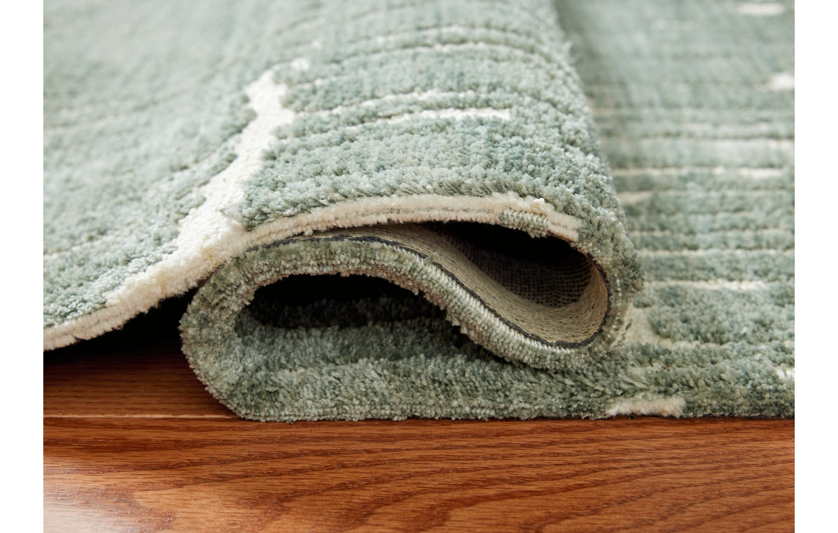 Cayworth 8' x 10' Rug