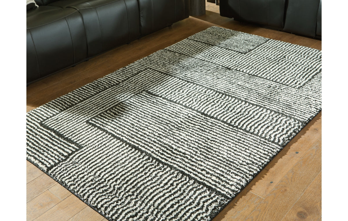 Kurtmen 5' x 7' Area Rug