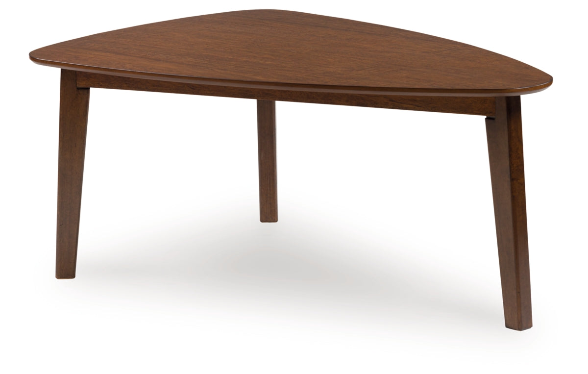 Lyncott Table (Set of 3)