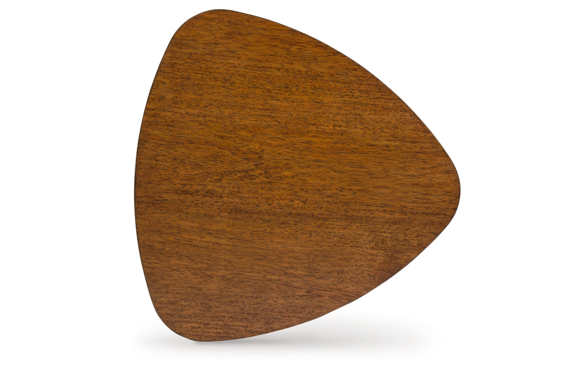 Lyncott Table (Set of 3)