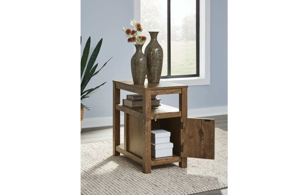 Fendenmore Chairside End Table