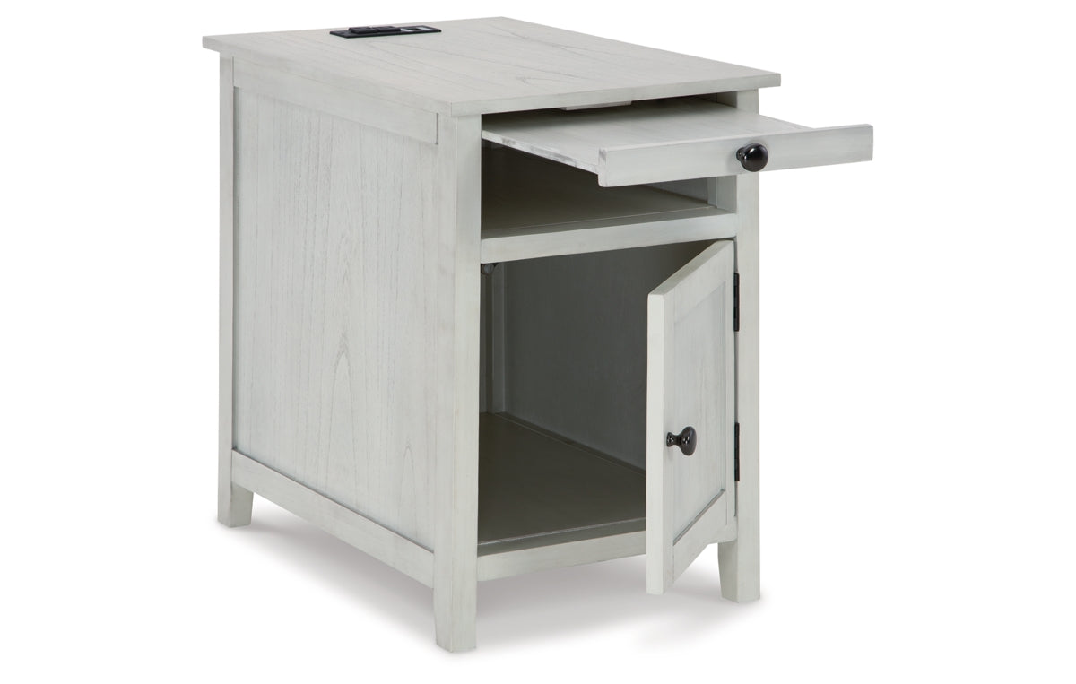Treytown Chairside End Table
