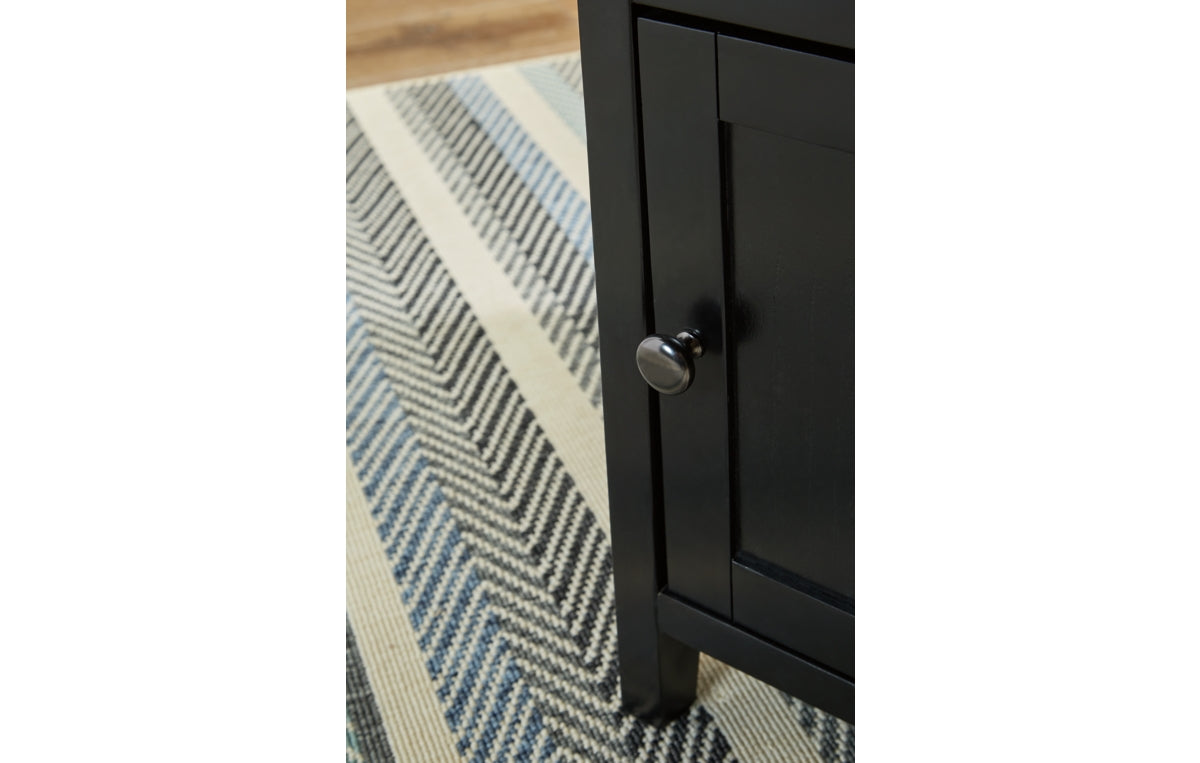 Treytown Chairside End Table