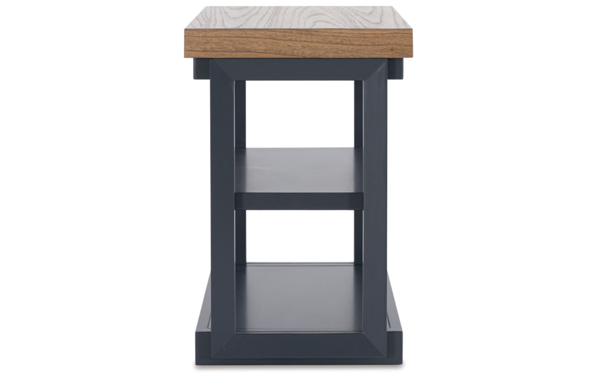 Landocken Table (Set of 3)